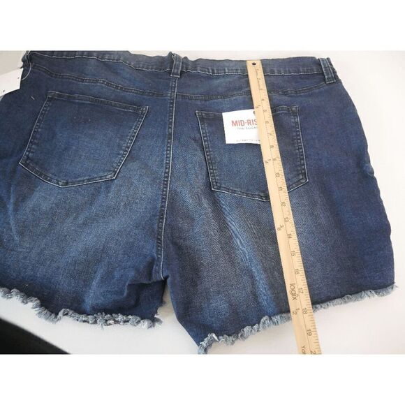 Celebrity Pink Womens Plus The Sugar Mid Rise Frayed Hem Denim Shorts 24 - Picture 5 of 8